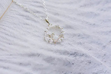 S925 Silver Necklaces with Opal Flower Ring Design